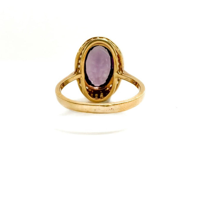 Vintage 18K Yellow Gold Oval Amethyst Ring