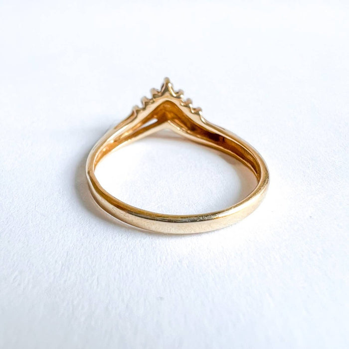 14K Yellow Gold Diamond Chevron Vintage Ring