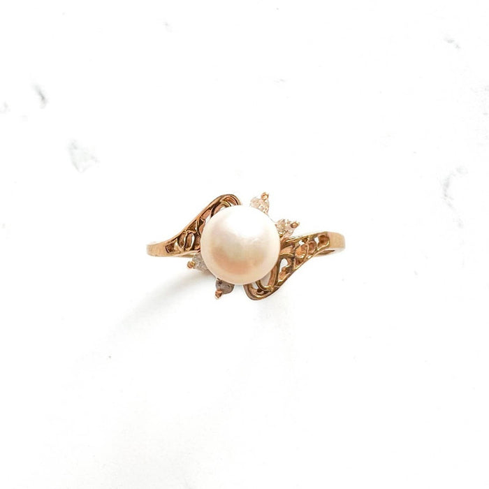 1990's Vintage 14k Solid Gold Pearl and Diamond Ring