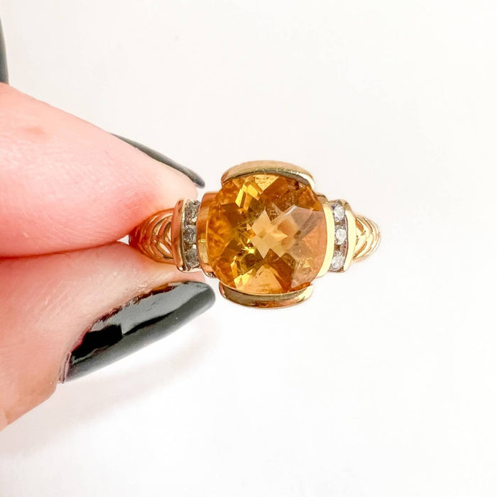 Vintage Estate 14k Yellow Gold Citrine and Diamond Ring