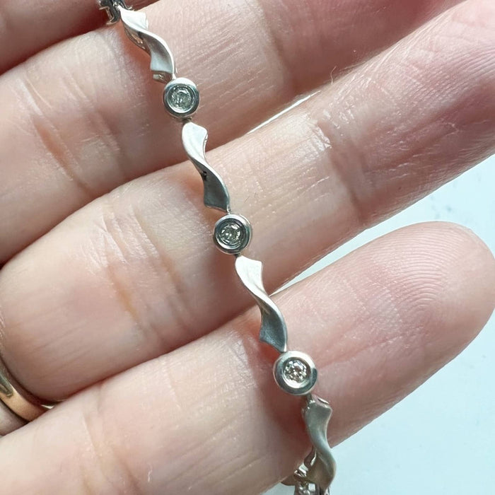 Diamond Bracelet in 14K White Gold