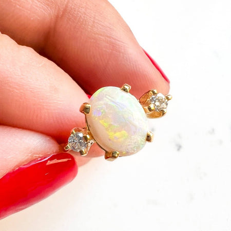 Opal and Diamond ring 14k gold