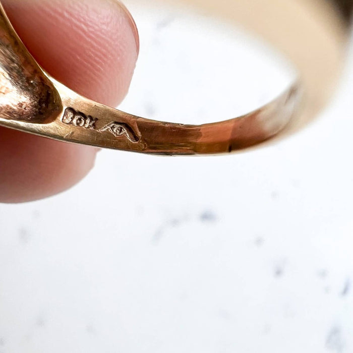 Vintage 10k Yellow Gold Diamond Ribbon Swirl Cocktail Ring