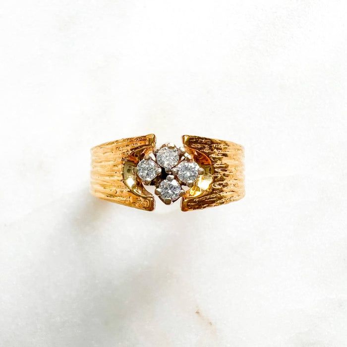 Vintage Texture Diamond Ring in14K Yellow Gold