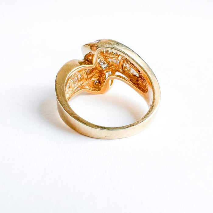 14K Yellow Gold Diamond Crossover Vintage Ring