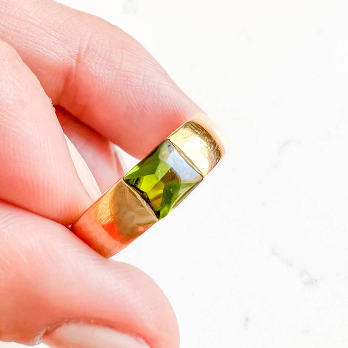 Vintage 18K Yellow Gold Peridot  Tank Ring